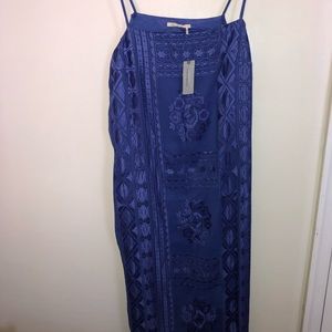 Embroidered ANTHROPOLOGIE shift dress